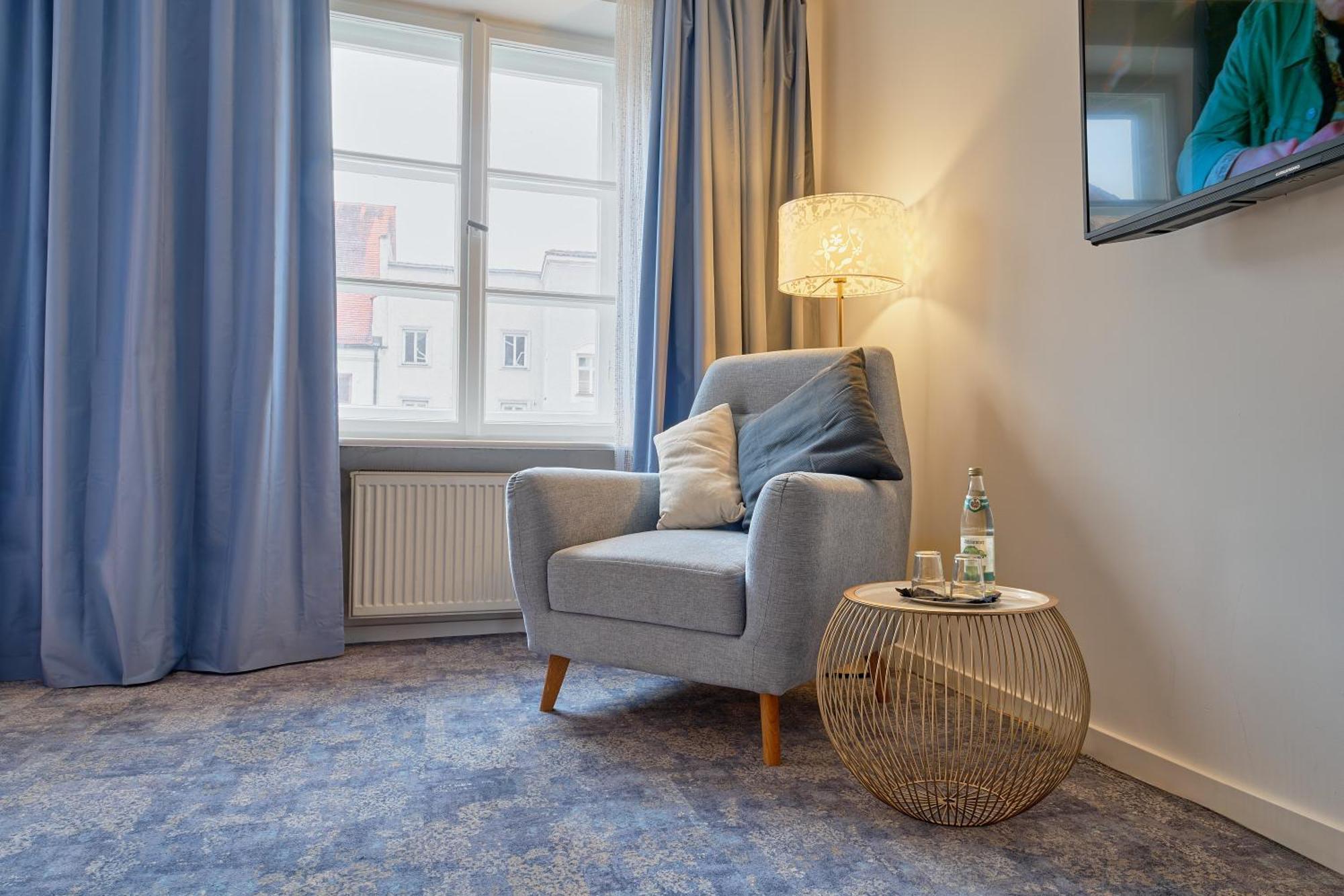Zur Krone Neuötting Extérieur photo